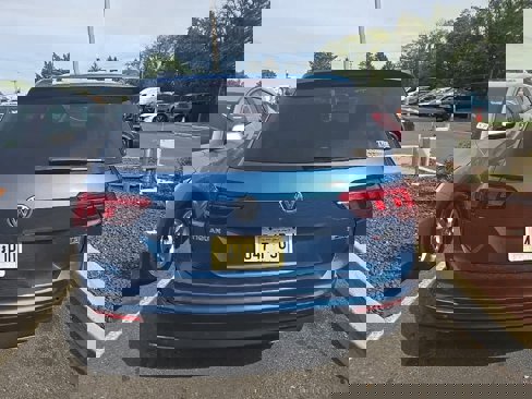 Used 2018 Volkswagen Tiguan S image 6