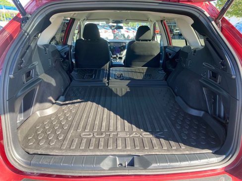 Used 2022 Subaru Outback Premium image 27