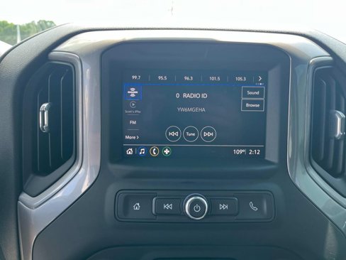 Used 2022 Chevrolet Silverado 1500 Custom image 20