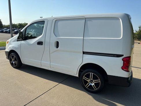 Used 2015 Chevrolet City Express LS image 3