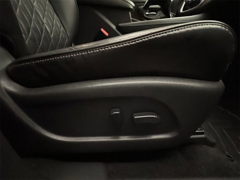Used 2019 Nissan Murano Platinum image 16