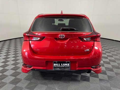 Used 2017 Toyota Corolla iM image 6