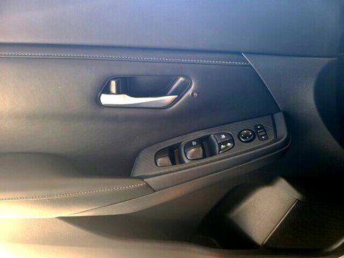 Used 2021 Nissan Sentra SV image 23