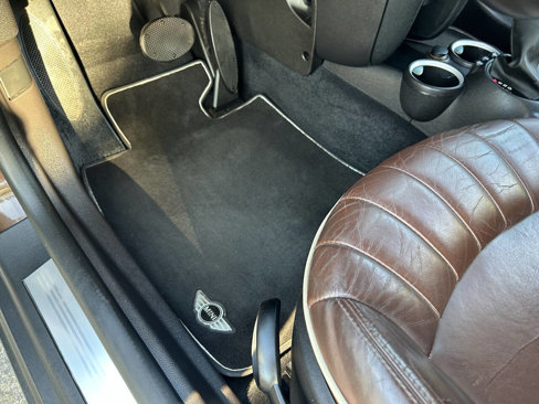 Used 2011 MINI Cooper Clubman w/ Premium Pkg image 10