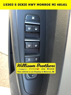 Used 2023 Kia Forte LXS image 11