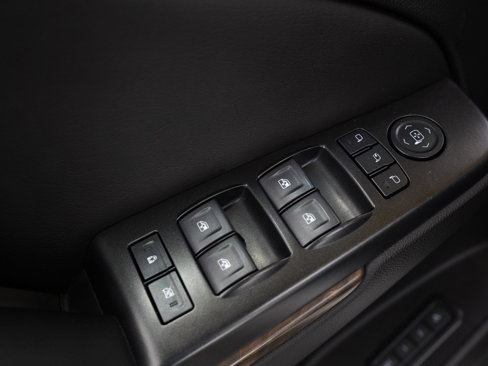 Used 2018 GMC Yukon Denali w/ Denali Ultimate Package image 24