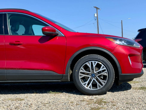 Used 2020 Ford Escape SEL image 13