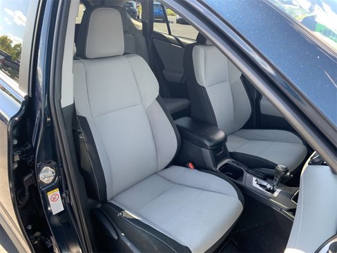 Used 2017 Toyota RAV4 XLE image 31