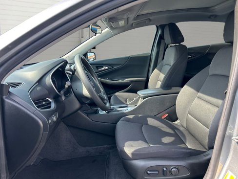 Used 2024 Chevrolet Malibu LT image 10