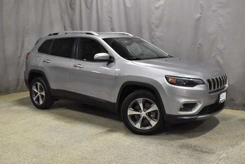 Used 2019 Jeep Cherokee Limited image 3