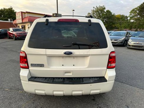 Used 2012 Ford Escape XLT image 6