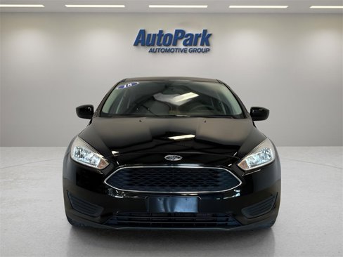 Used 2018 Ford Focus SE image 2