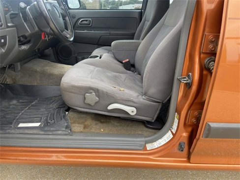 Used 2005 Chevrolet Colorado LS image 11