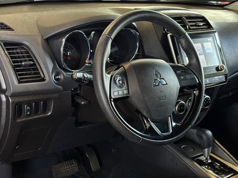 Used 2022 Mitsubishi Outlander Sport SE image 14