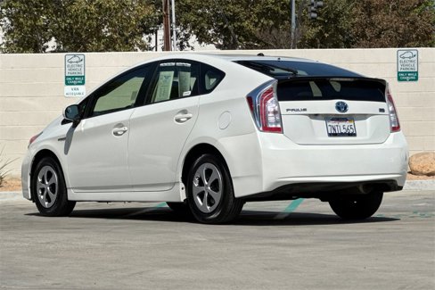 Used 2015 Toyota Prius Two image 3
