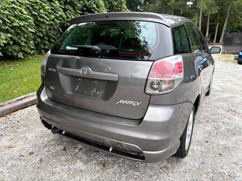 Used 2007 Toyota Matrix XR image 3
