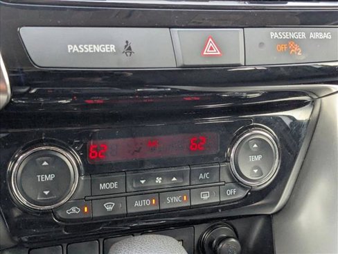 Used 2022 Mitsubishi Eclipse Cross SE image 14