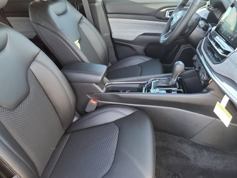 New 2025 Jeep Compass Latitude image 19