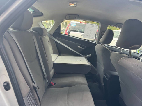 Used 2015 Toyota Prius Four image 19