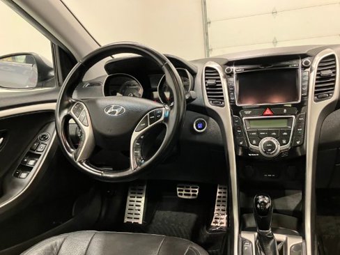 Used 2013 Hyundai Elantra GT w/ Tech Pkg image 44