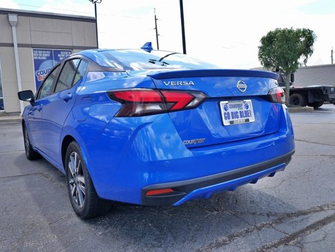 Used 2021 Nissan Versa SV image 5