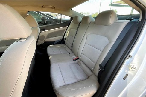 Used 2019 Hyundai Elantra SEL image 17