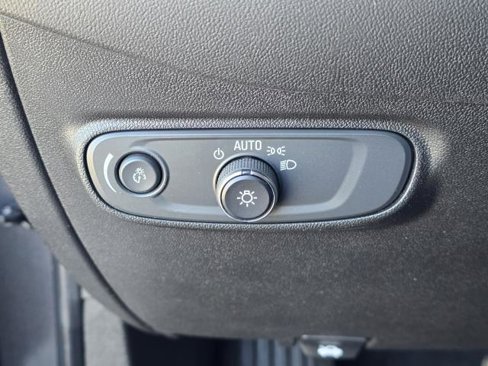 Used 2022 Chevrolet Equinox LT image 16