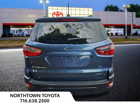 Used 2022 Ford EcoSport SE image 9