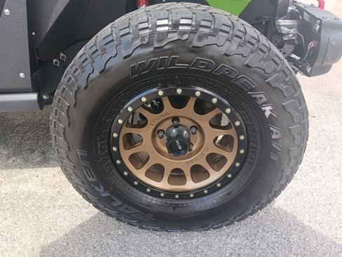 Used 2020 Jeep Gladiator Rubicon image 12