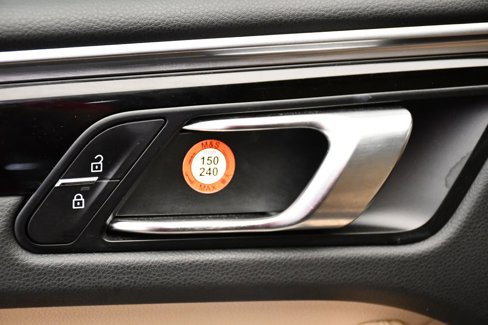 Certified 2021 Porsche Macan image 37