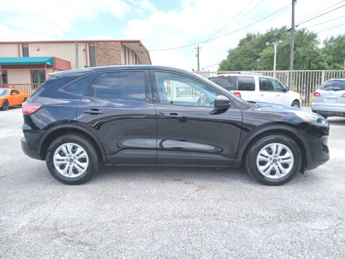 Used 2022 Ford Escape S image 8