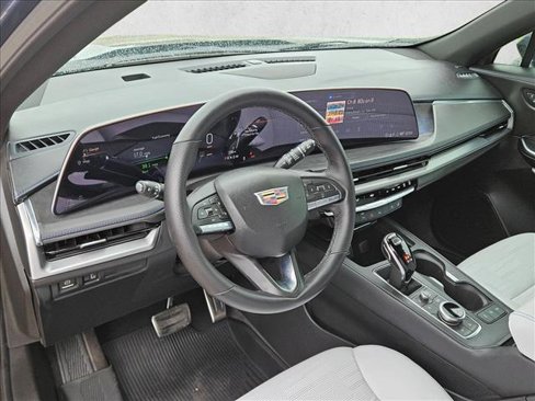 Certified 2025 Cadillac XT4 Sport image 10