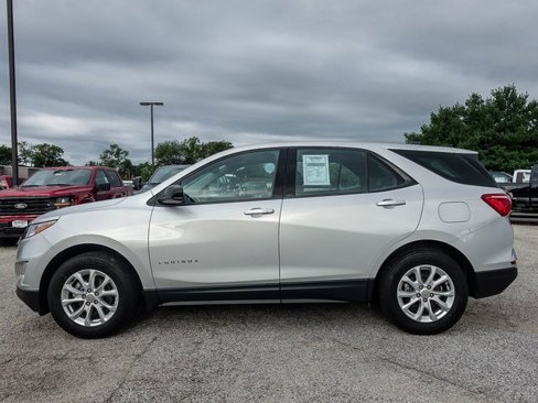 Used 2018 Chevrolet Equinox LS image 22