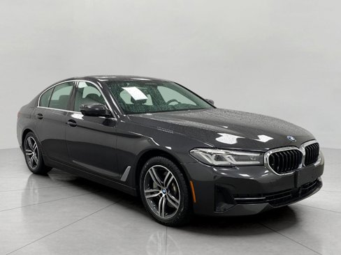 Certified 2021 BMW 530e xDrive w/ Premium Package image 1