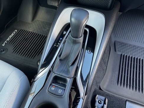 Used 2021 Toyota Corolla SE image 9