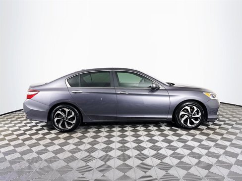 Used 2016 Honda Accord EX-L image 9