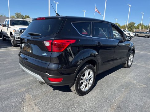 Used 2019 Ford Escape SE image 7