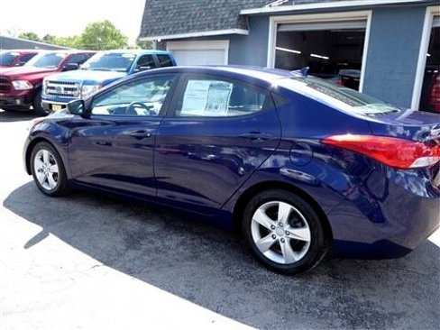 Used 2013 Hyundai Elantra GLS w/ Preferred Pkg image 8