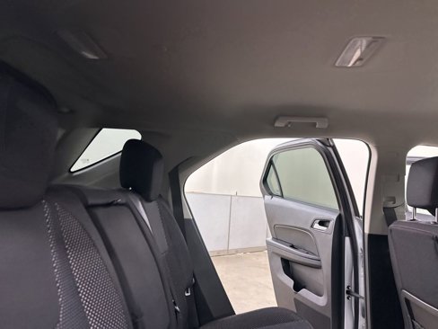 Used 2017 Chevrolet Equinox LT image 22