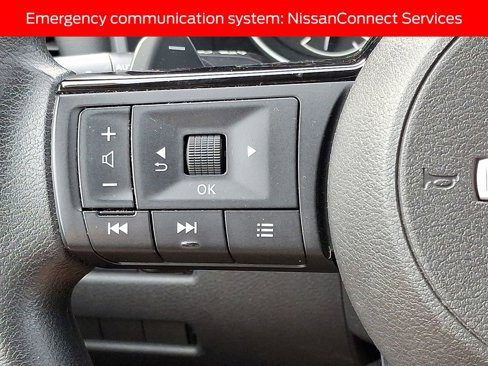 Used 2022 Nissan Rogue SV image 20