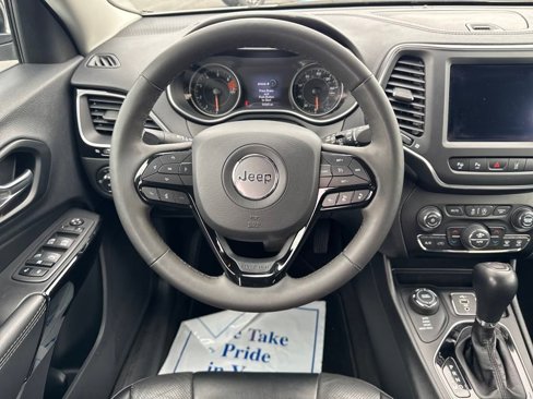 Used 2023 Jeep Cherokee Altitude Lux image 14