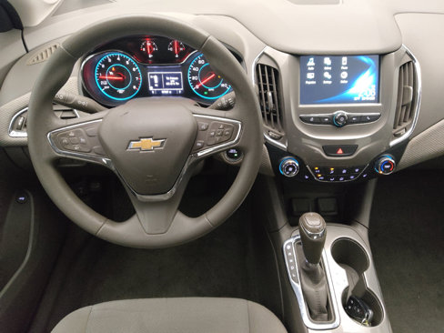 Used 2018 Chevrolet Cruze LT w/ Convenience Package image 22