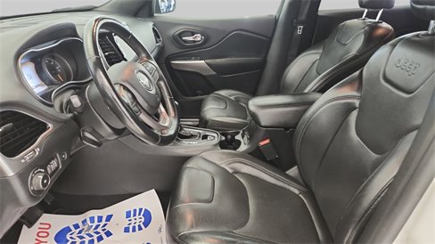 Used 2019 Jeep Cherokee High Altitude image 11