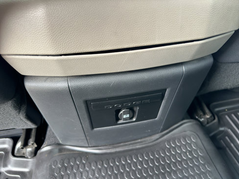 Used 2012 RAM 1500 Big Horn image 10