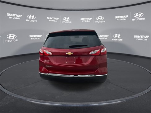 Used 2018 Chevrolet Equinox LT image 18