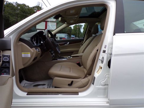 Used 2013 Mercedes-Benz C 300 4MATIC Sedan image 13