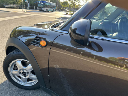 Used 2011 MINI Cooper Clubman w/ Premium Pkg image 34