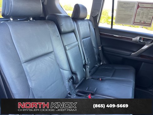 Used 2016 Lexus GX 460 image 25