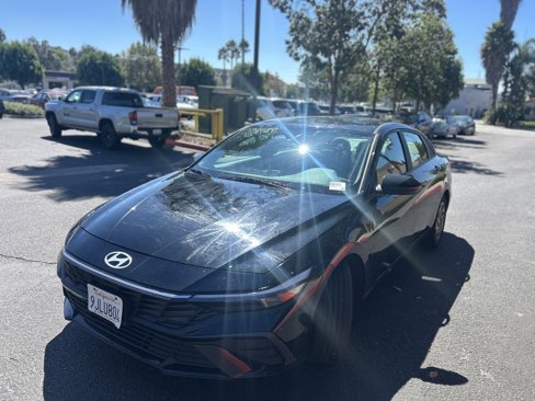 Certified 2024 Hyundai Elantra SEL image 3