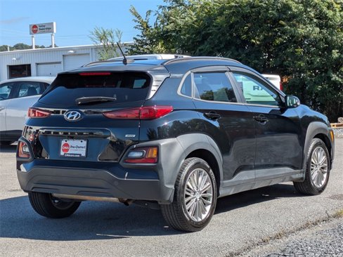 Used 2018 Hyundai Kona SEL image 5